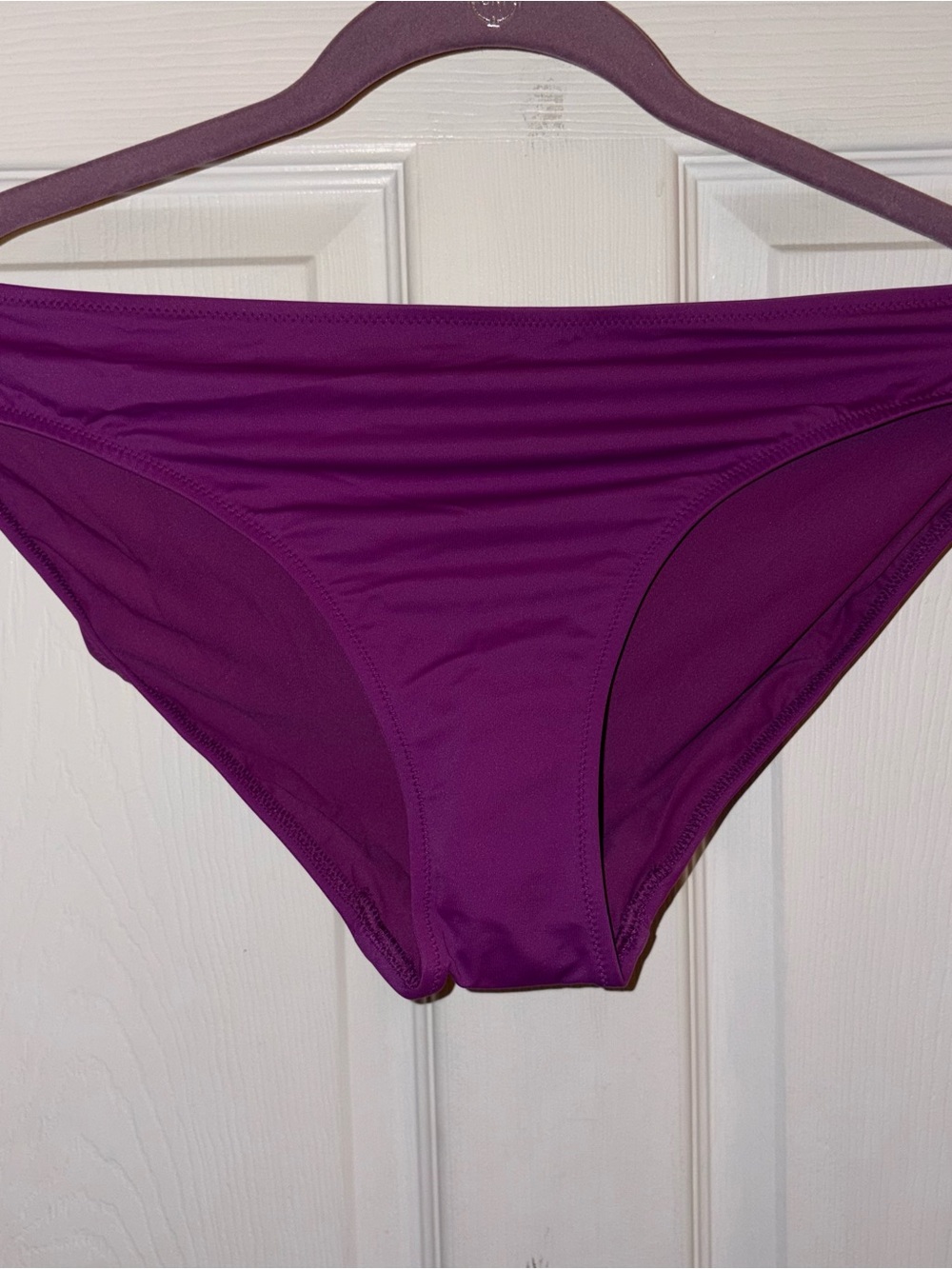 Amazon Essentials Women's L Bikini Bottoms Solid Purple